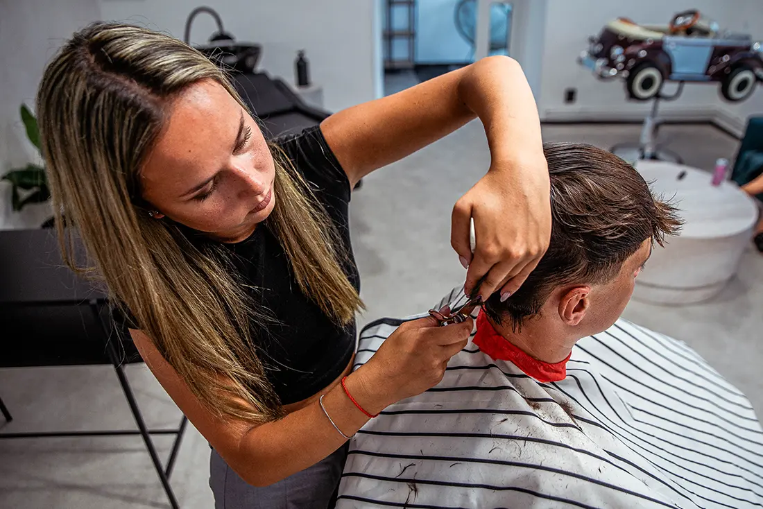 Pánský střih v Art Cut Barber