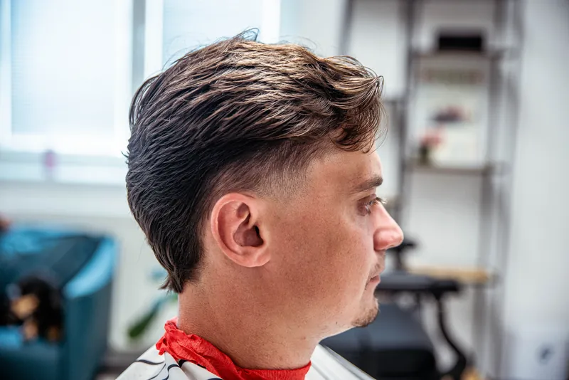 Pánský střih low fade